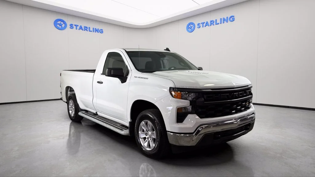 Used 2025 Summit White Chevrolet WT image 29