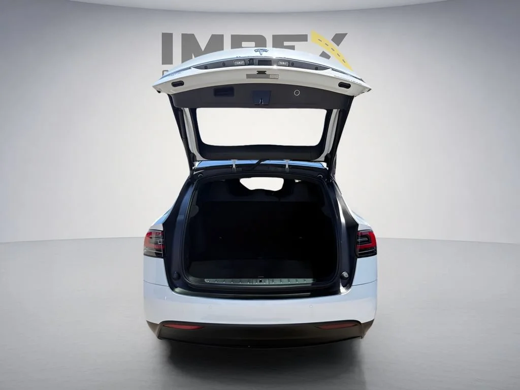 Used 2020  Tesla Performance image 26