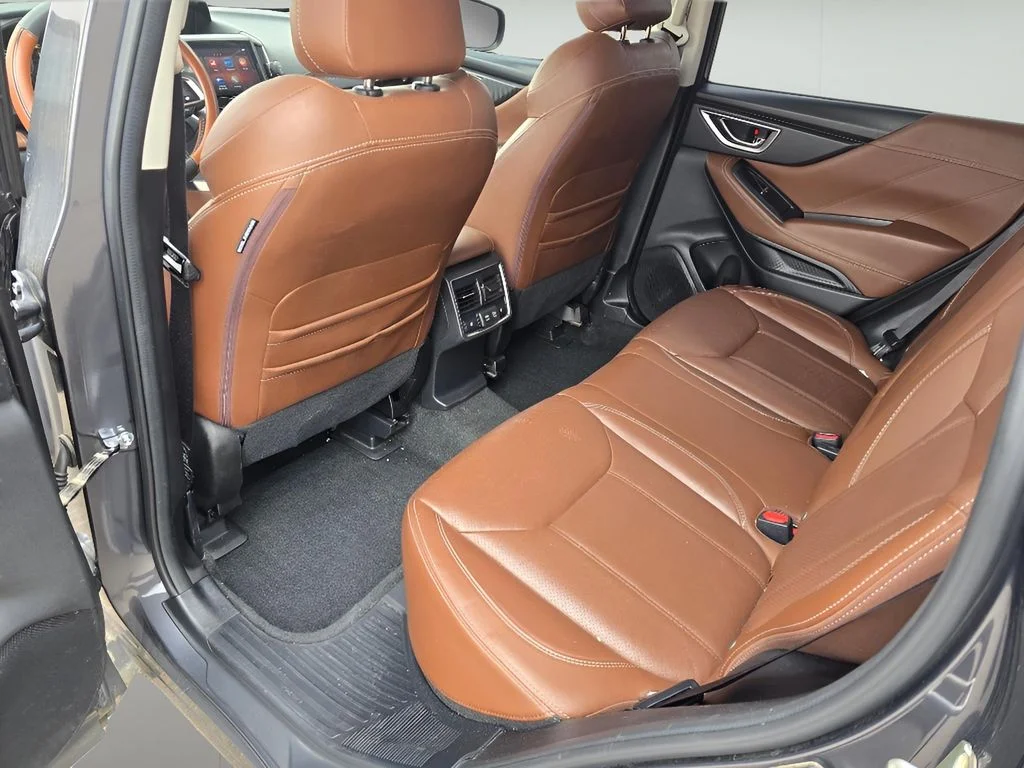 Used 2020 Magnetite Gray Metallic Subaru Touring image 12