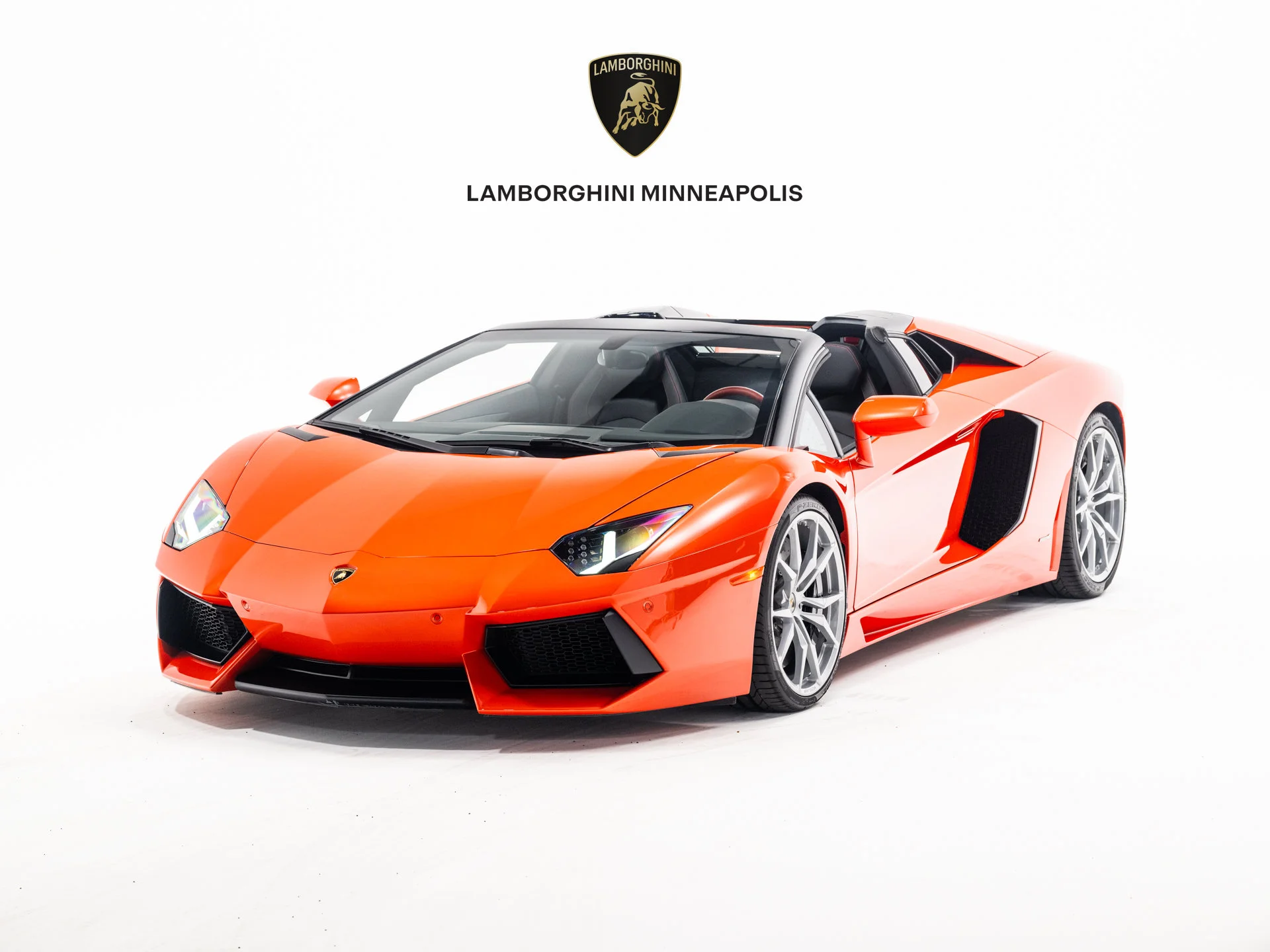 Used 2014 Arancio Argos Pearl Effect Lamborghini  image 1