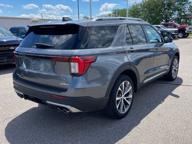 Used 2025 Carbonized Gray Metallic Ford Platinum image 3