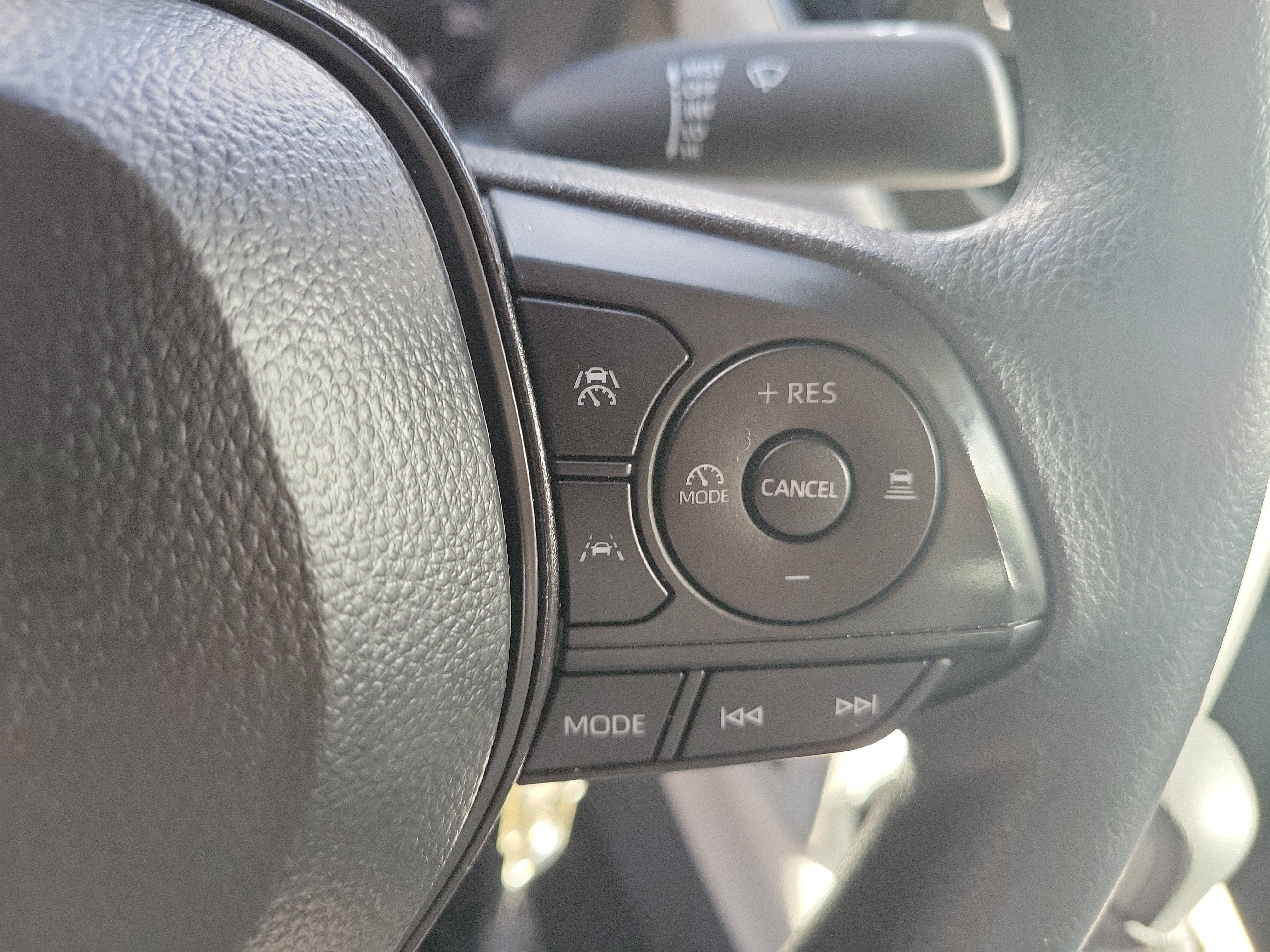 Used 2025 Celestite Toyota L image 26