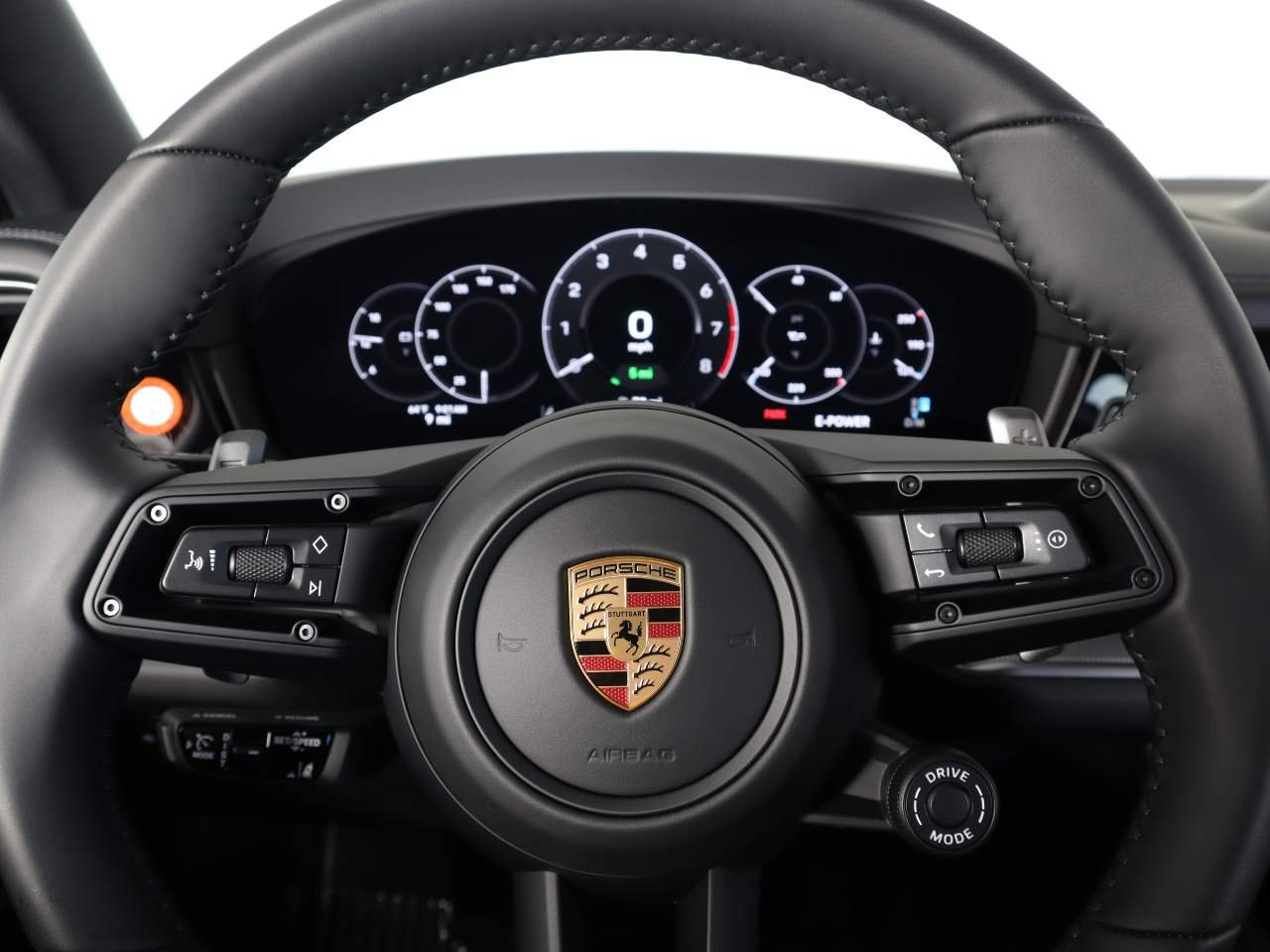 New 2026 Chromite Black Metallic Porsche E-Hybrid image 17