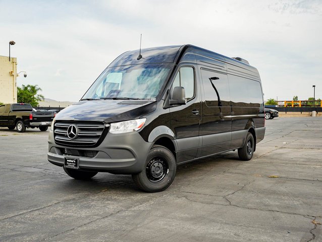 2026 Mercedes-Benz Sprinter Passenger Van 2500 High Roof I4 Diesel 170 RWD