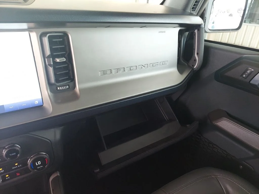 Used 2023 Blue Ford Outer Banks image 32