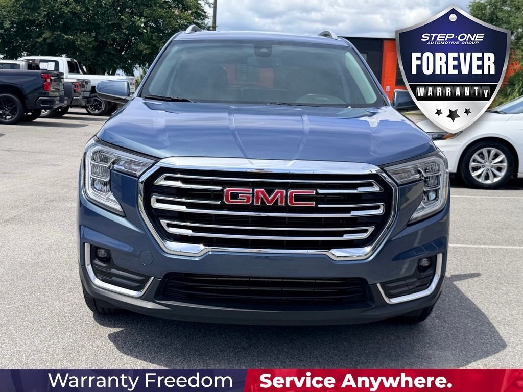 Used 2024 Blue GMC SLT image 9