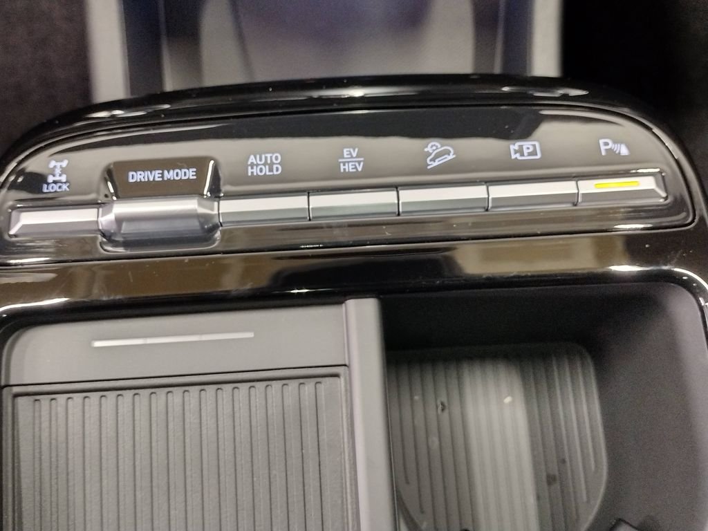 Used 2026 White Hyundai Limited image 36