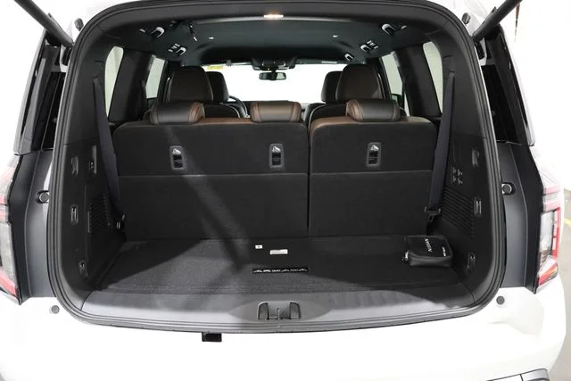 New 2026 Aspen White TriCoat Nissan SL image 14