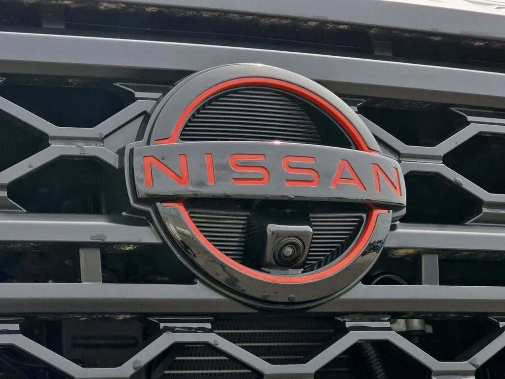 Used 2022  Nissan PRO-4X image 35
