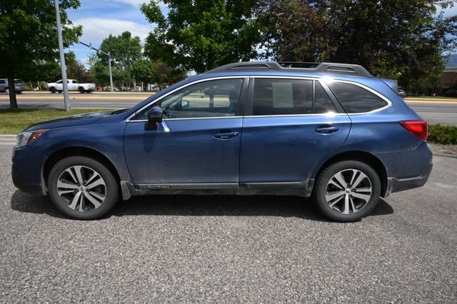 Used 2019 Blue Subaru 2.5i image 2
