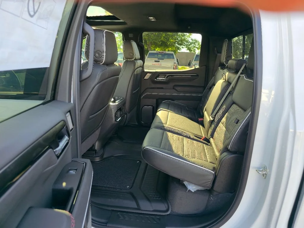 New 2026 Summit White GMC AT4X image 25