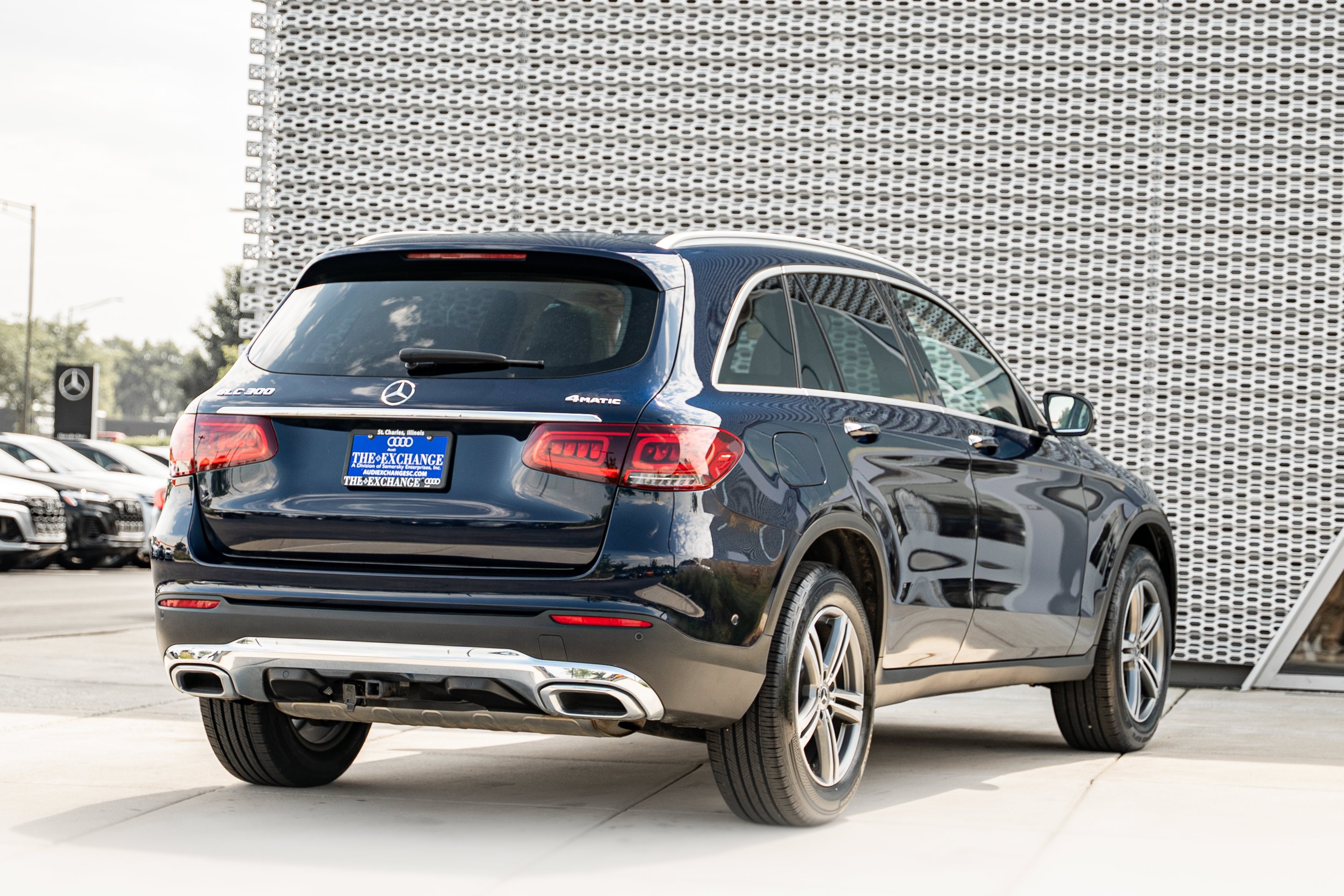 Used 2020 Lunar Blue Metallic Mercedes-Benz GLC 300 image 4
