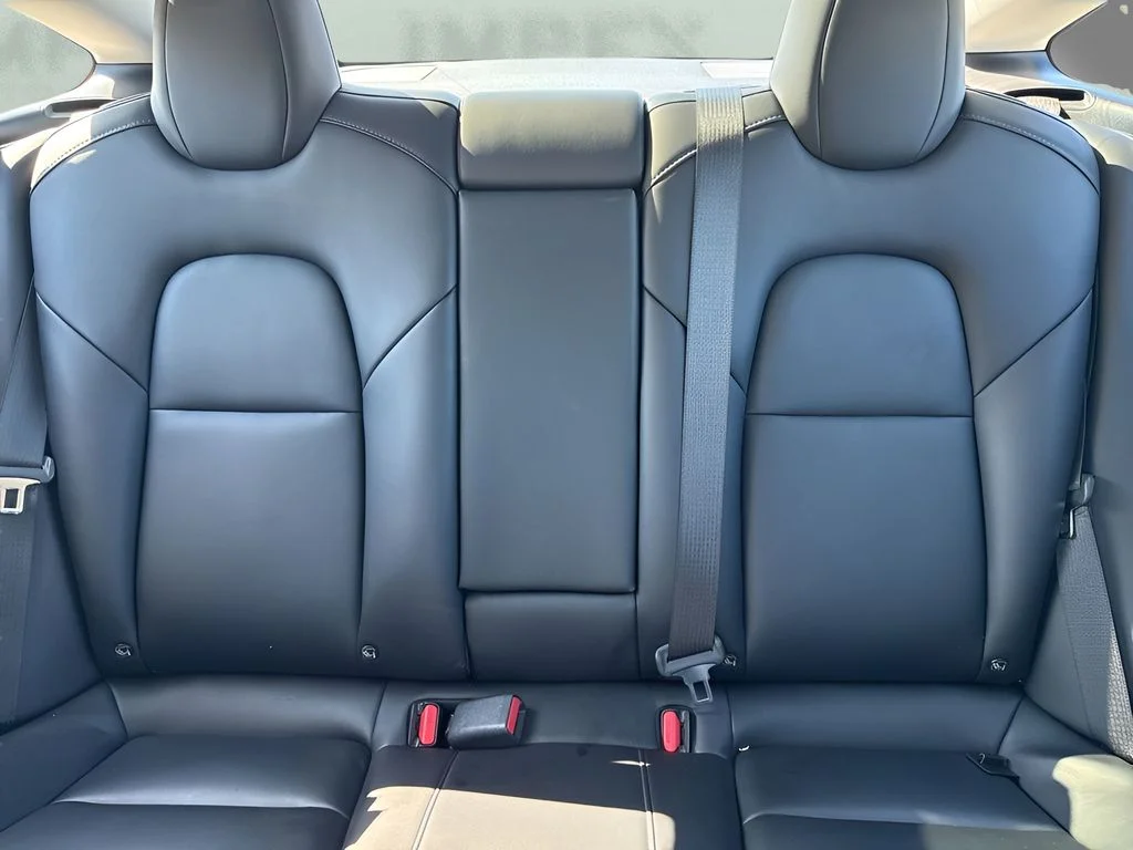 Used 2021  Tesla Long Range image 12