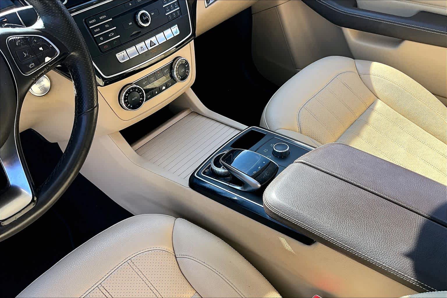 Used 2017 Black Mercedes-Benz GLE 350 image 16