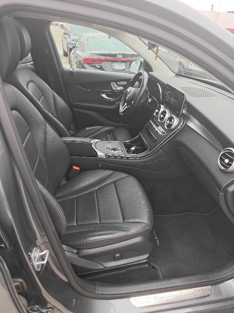 2021 Mercedes-Benz GLC GLC300 - Photo 17