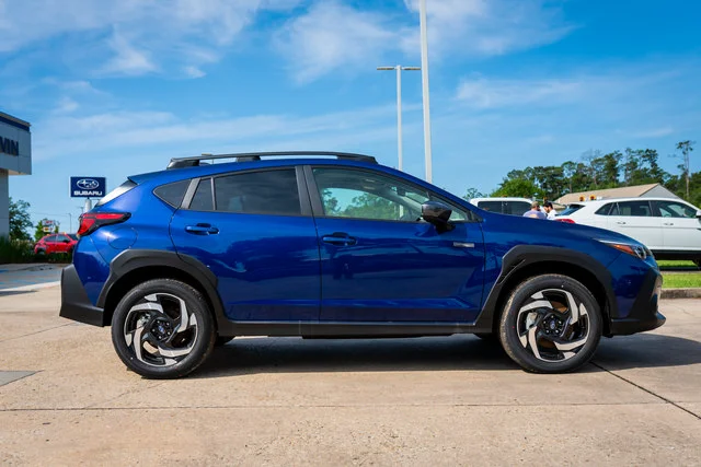 New 2026 Sapphire Blue Pearl Subaru Limited Hybrid image 19