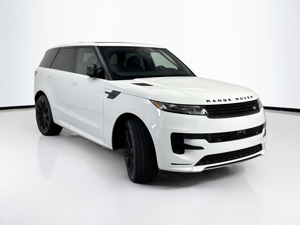 Used 2024 Fuji White Land Rover Dynamic SE image 3
