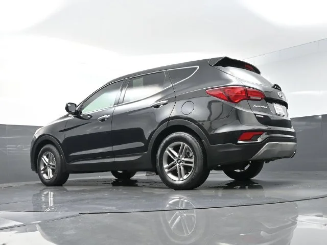 Used 2018 Black Hyundai 2.4 Base image 35