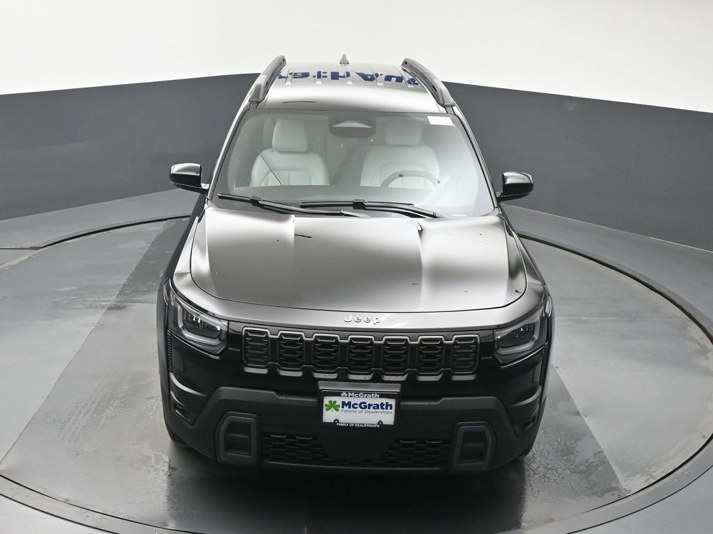 New 2026 Diamond Black Crystal Pearlcoat Jeep Limited image 22
