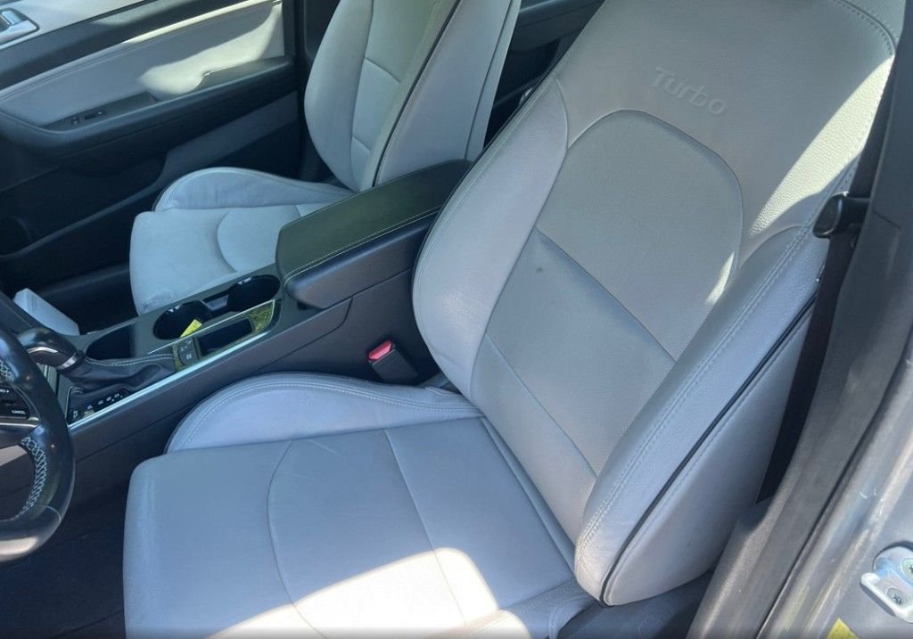 Used 2015 Gray Hyundai Sport 2.0T image 9