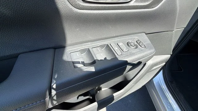 New 2026 Solar Silver Metallic Honda AWD EX image 20