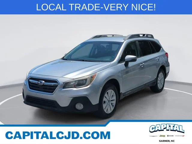 Used 2018 Silver Subaru 2.5i Premium image 1