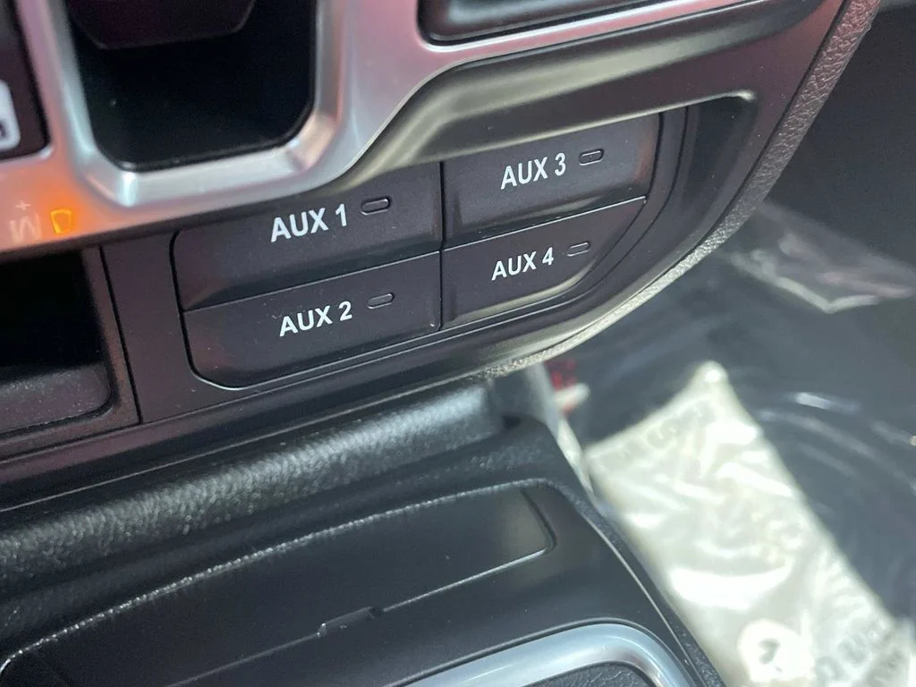 Used 2022 Blue Jeep Unlimited Sport Altitude image 38
