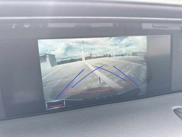 Used 2021 White Lexus 500 image 17