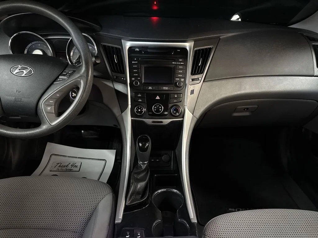 Used 2014 Phantom Black Metallic Hyundai GLS image 25