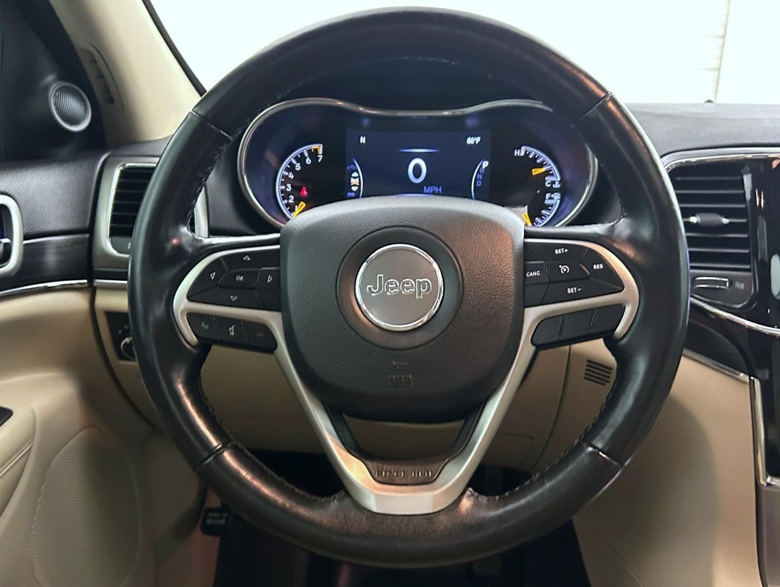 Used 2020 Brown Jeep Limited image 11