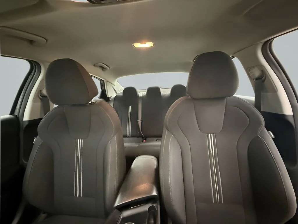 Used 2021 Gray Hyundai SEL image 15