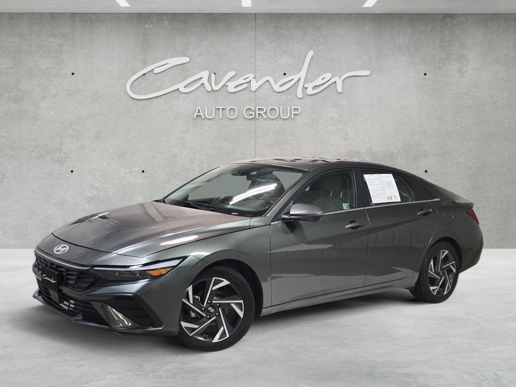 2024 Hyundai Elantra 2.0 Limited IVT's photo