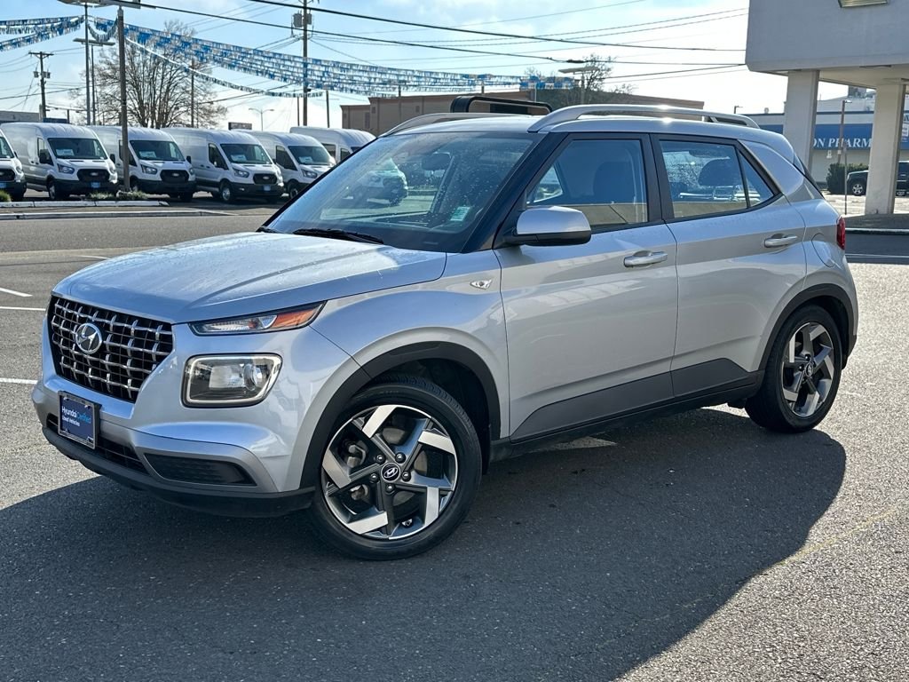 2023 Hyundai Venue SEL