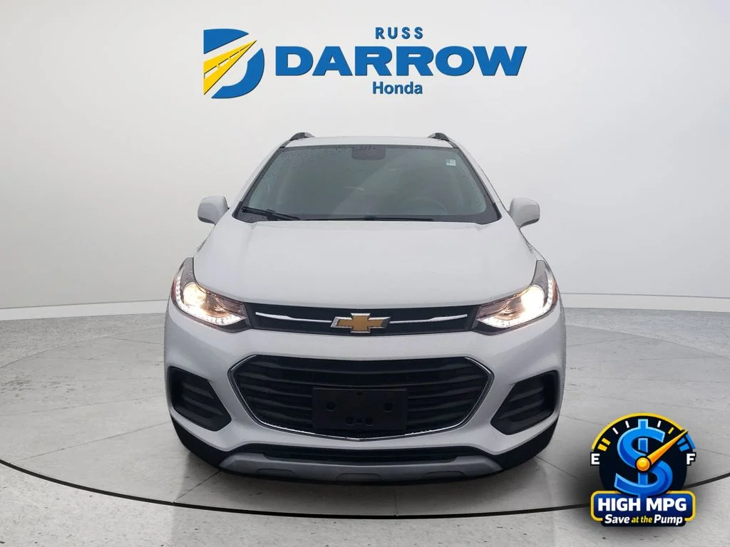 Used 2020 White Chevrolet LT image 8