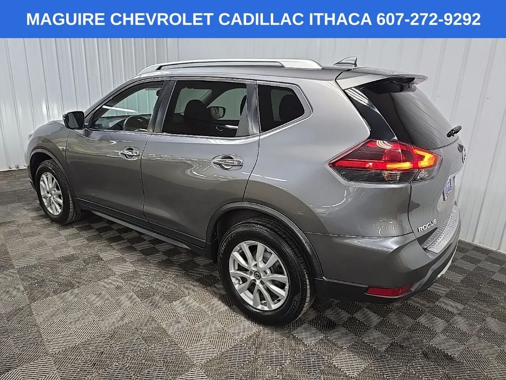 Used 2018 Gray Nissan SV image 9