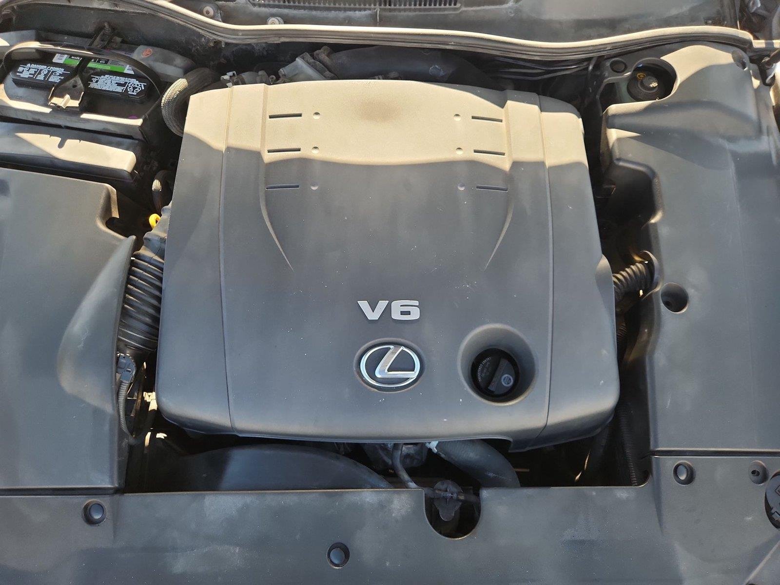 2010 Lexus IS 250 photo 24 of 28