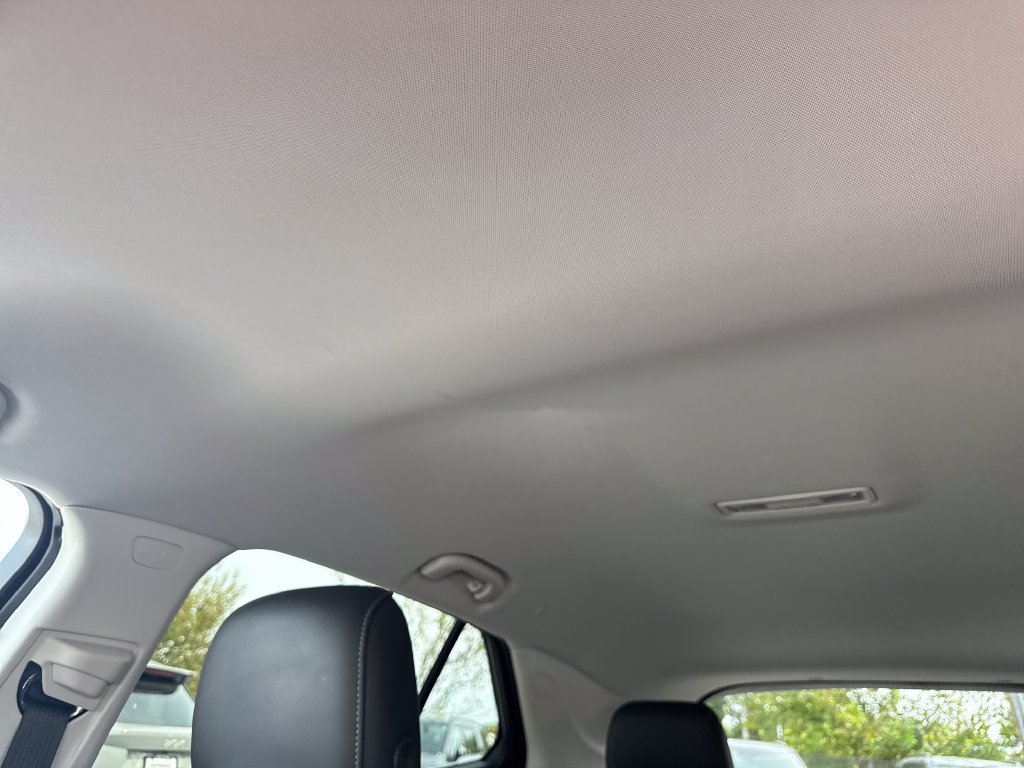 Used 2025 Black Buick Preferred image 24