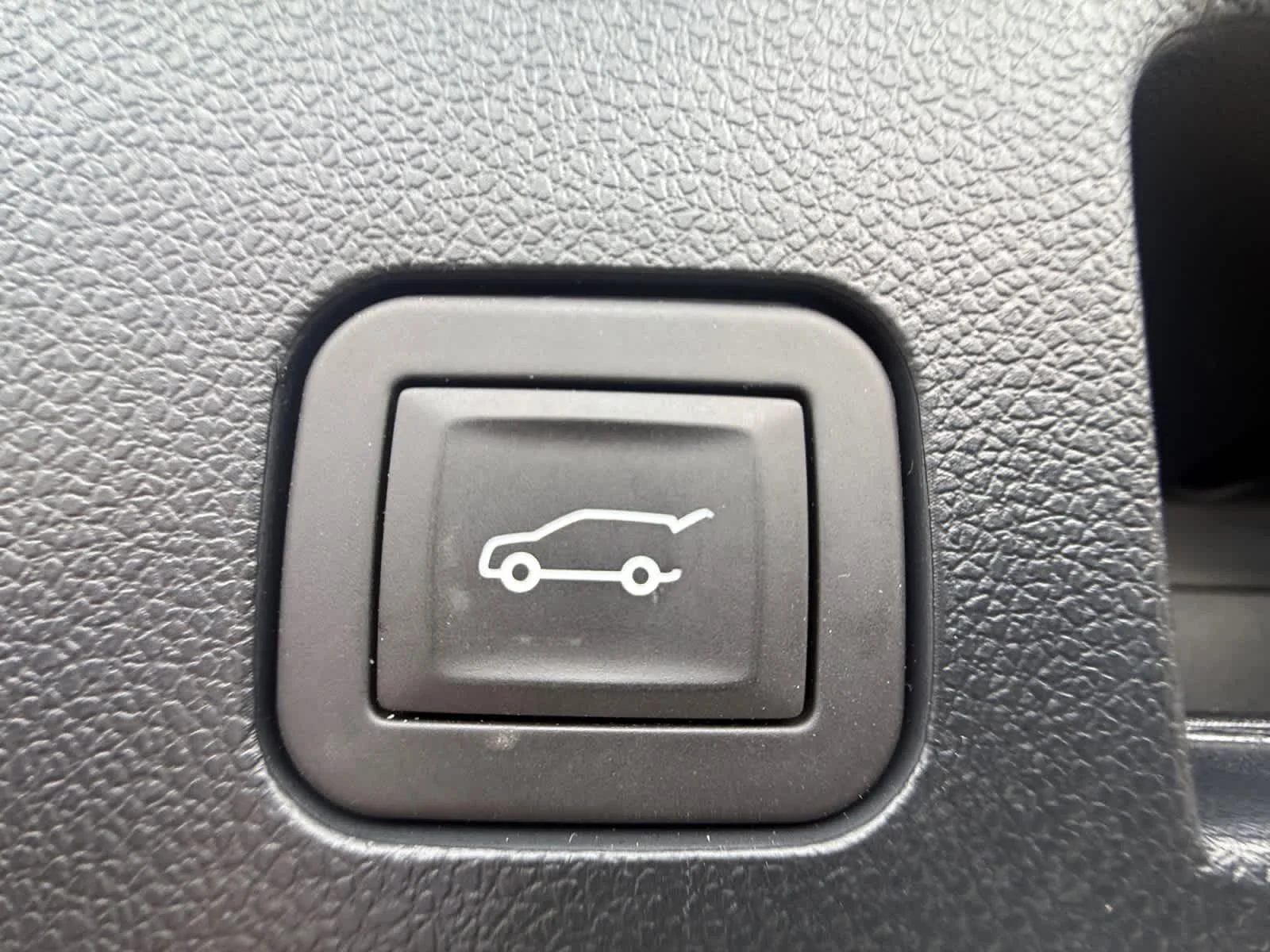Used 2026 Mosaic Black Metallic Chevrolet AWD LT image 35