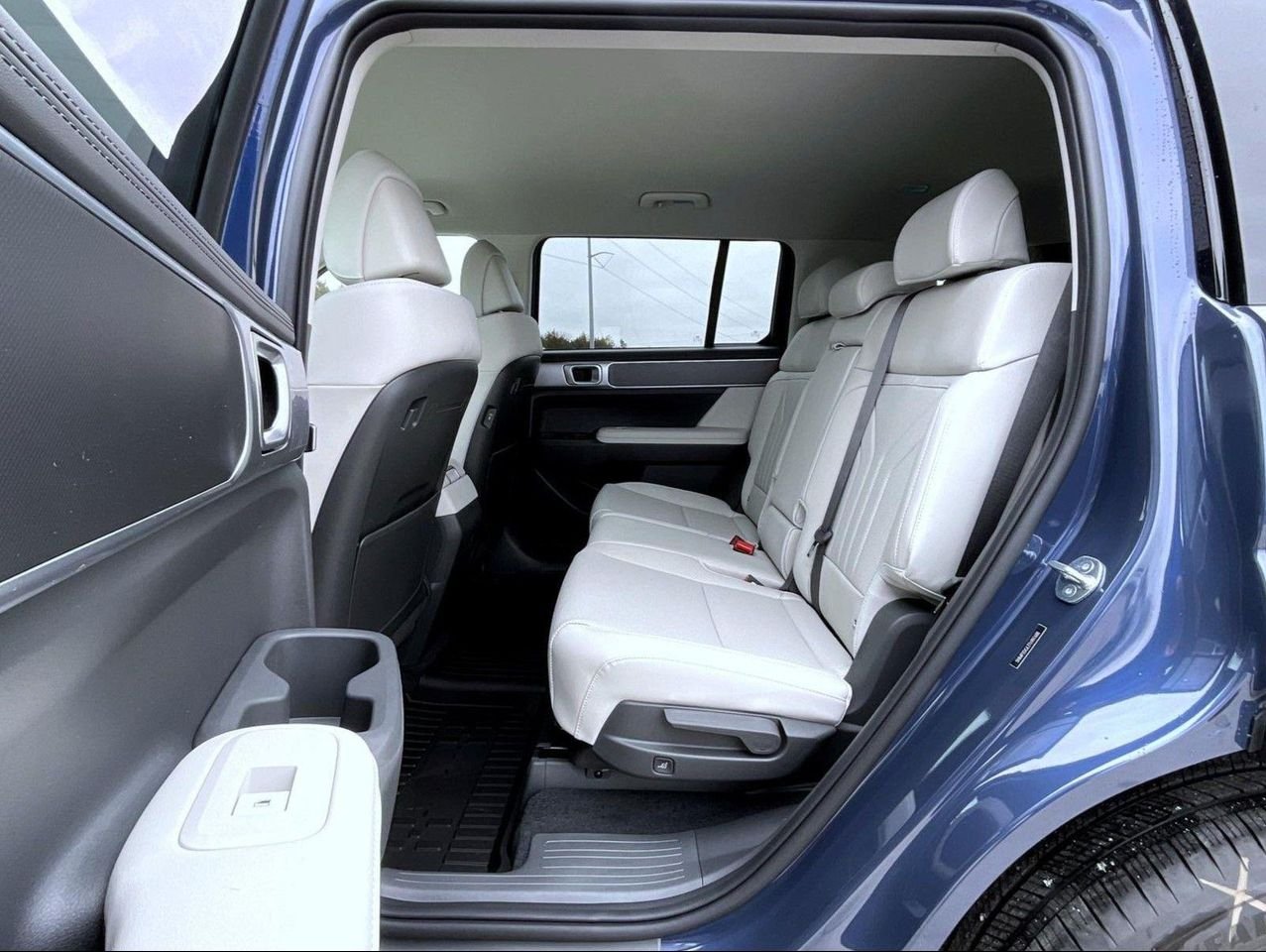 New 2026 Blue Hyundai SEL image 21