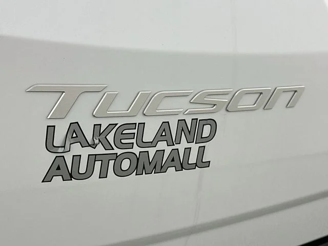 New 2026 Hyundai TUCSON HYBRID SEL