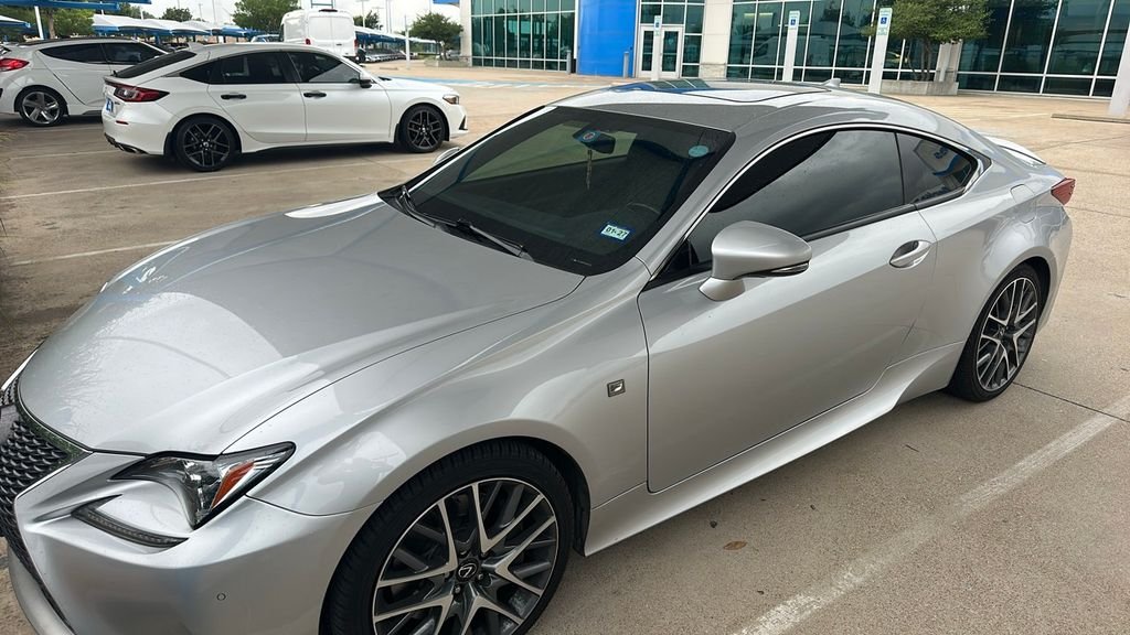 2016 Lexus RC 350 200t's photo