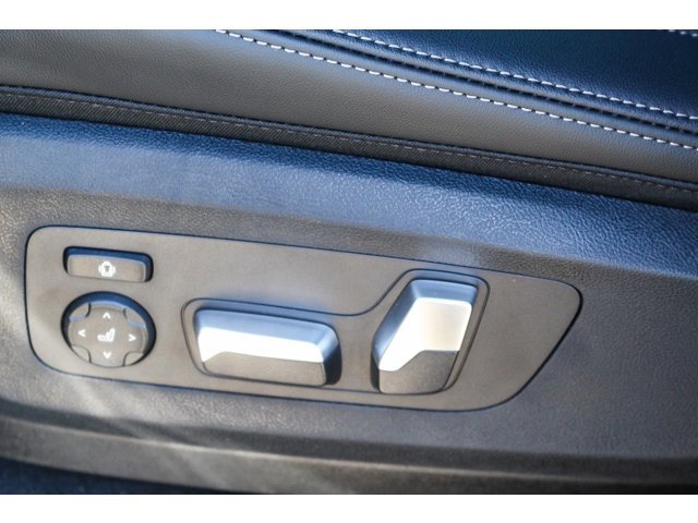 New 2026 Black Sapphire Metallic BMW xDrive50e image 15