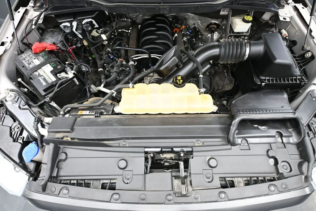 Used 2022 Silver Ford XLT image 42