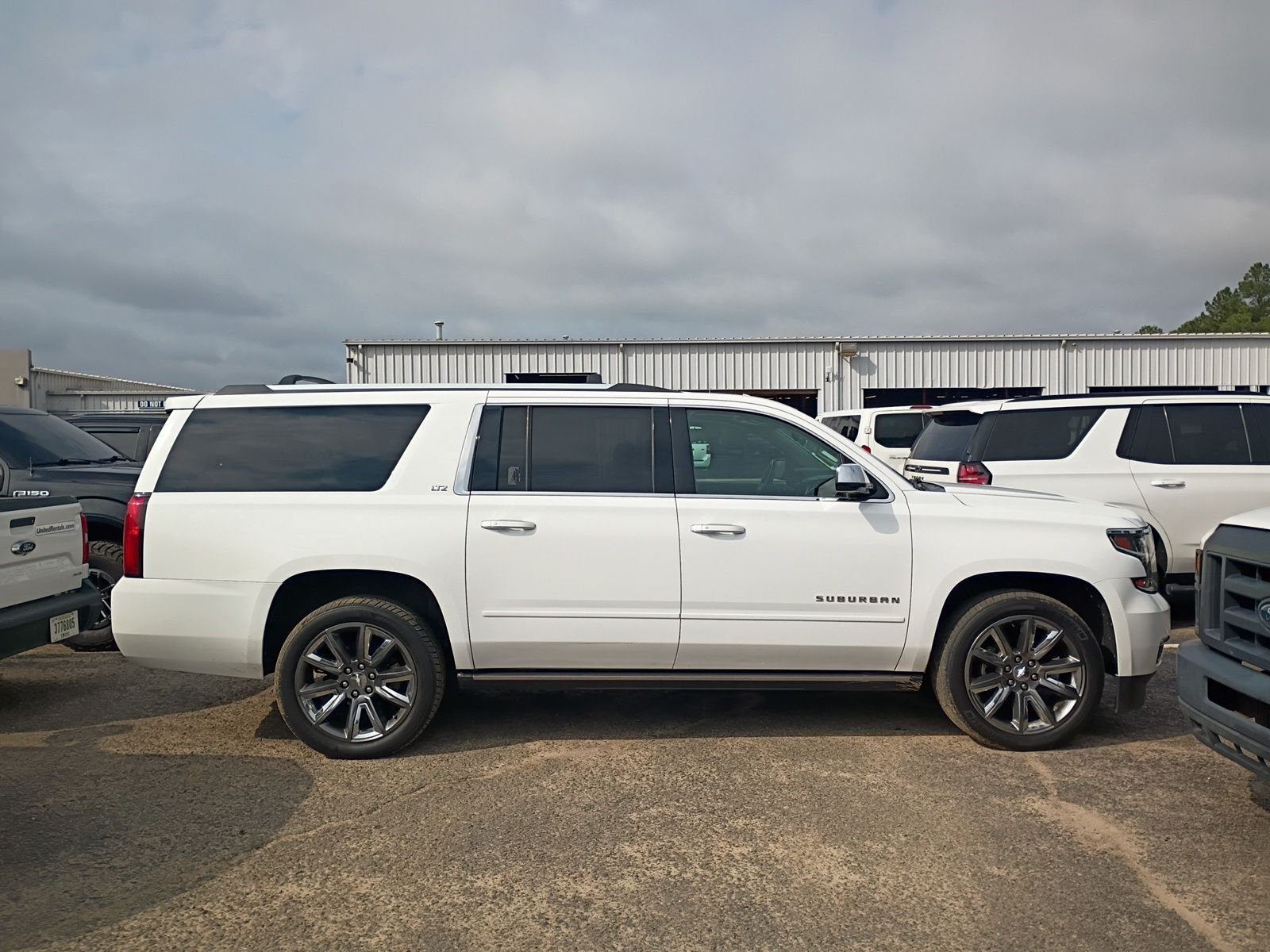 Used 2016 White Chevrolet LTZ image 4