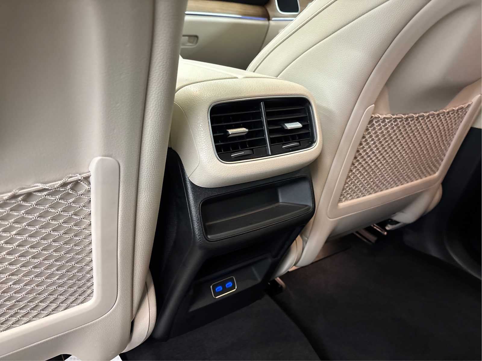 Certified Used 2024 Polar White Mercedes-Benz GLE 350 image 37