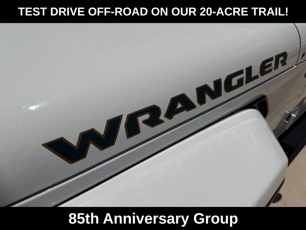 New 2026 Bright White Clear-Coat Exterior Paint Jeep 85th Anniversary Edition image 32