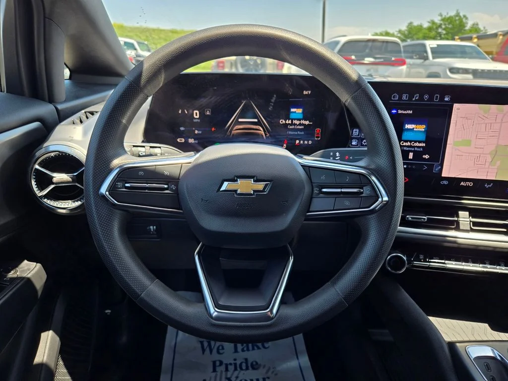 Used 2025 Gray Chevrolet LT image 18