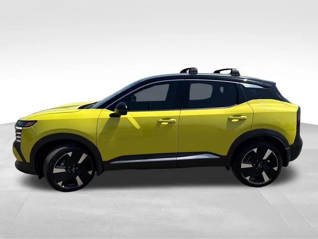 Used 2025 Yellow Nissan SR image 5