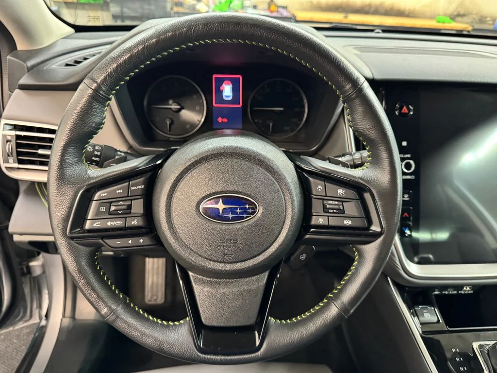 Used 2025 Silver Subaru Onyx Edition image 17