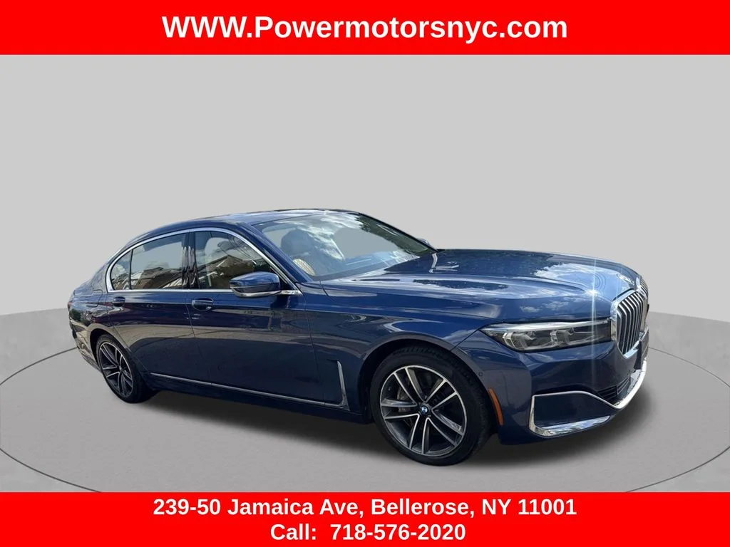Used 2022 Blue BMW 750i xDrive image 4